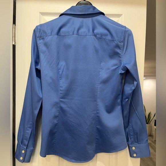 Banana Republic Fitted Non Iron Button Down Shirt Size 6 Blue Cotton Stretch - Picture 2 of 4